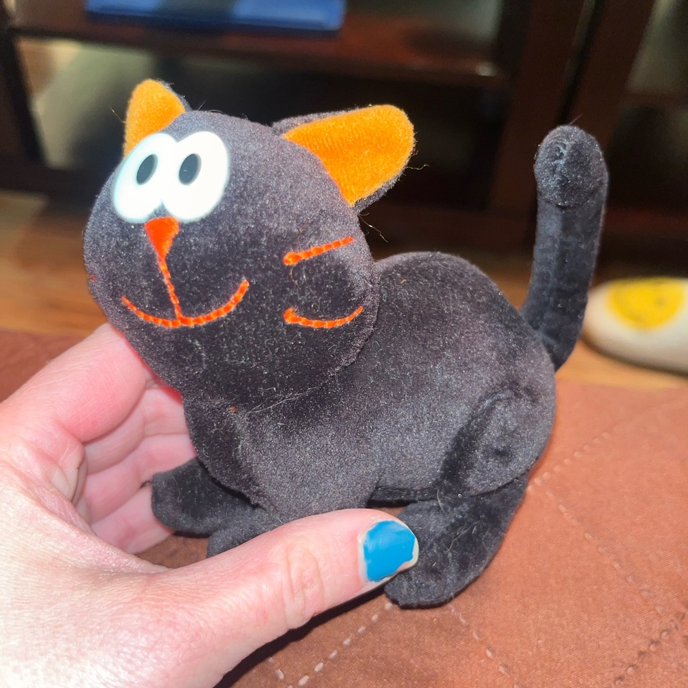 HALLOWEEN CAT PLUSH